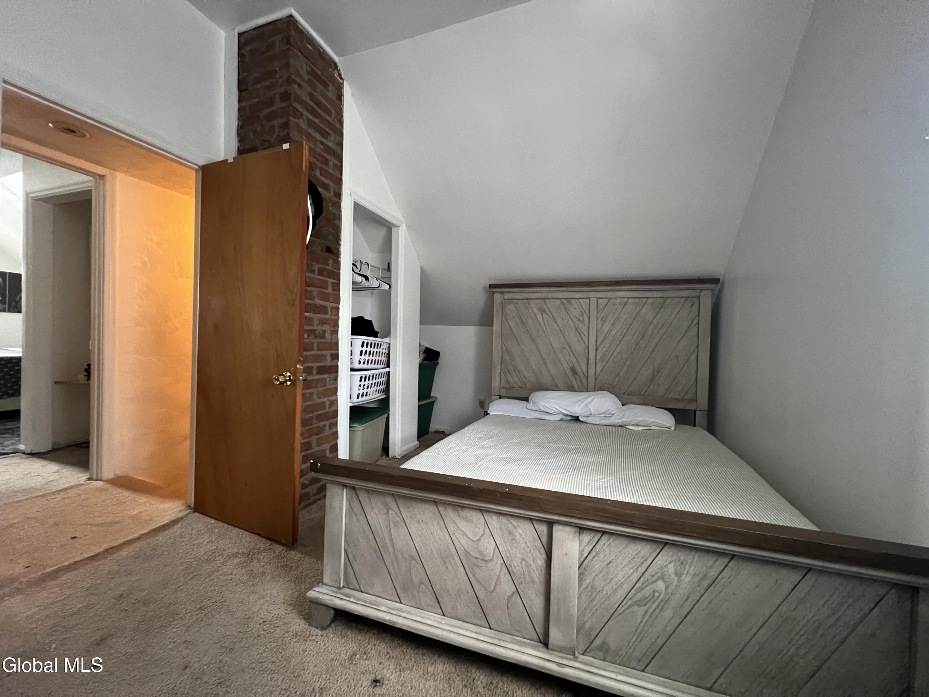 1384 Lawn Avenue Schenectady NY 12306