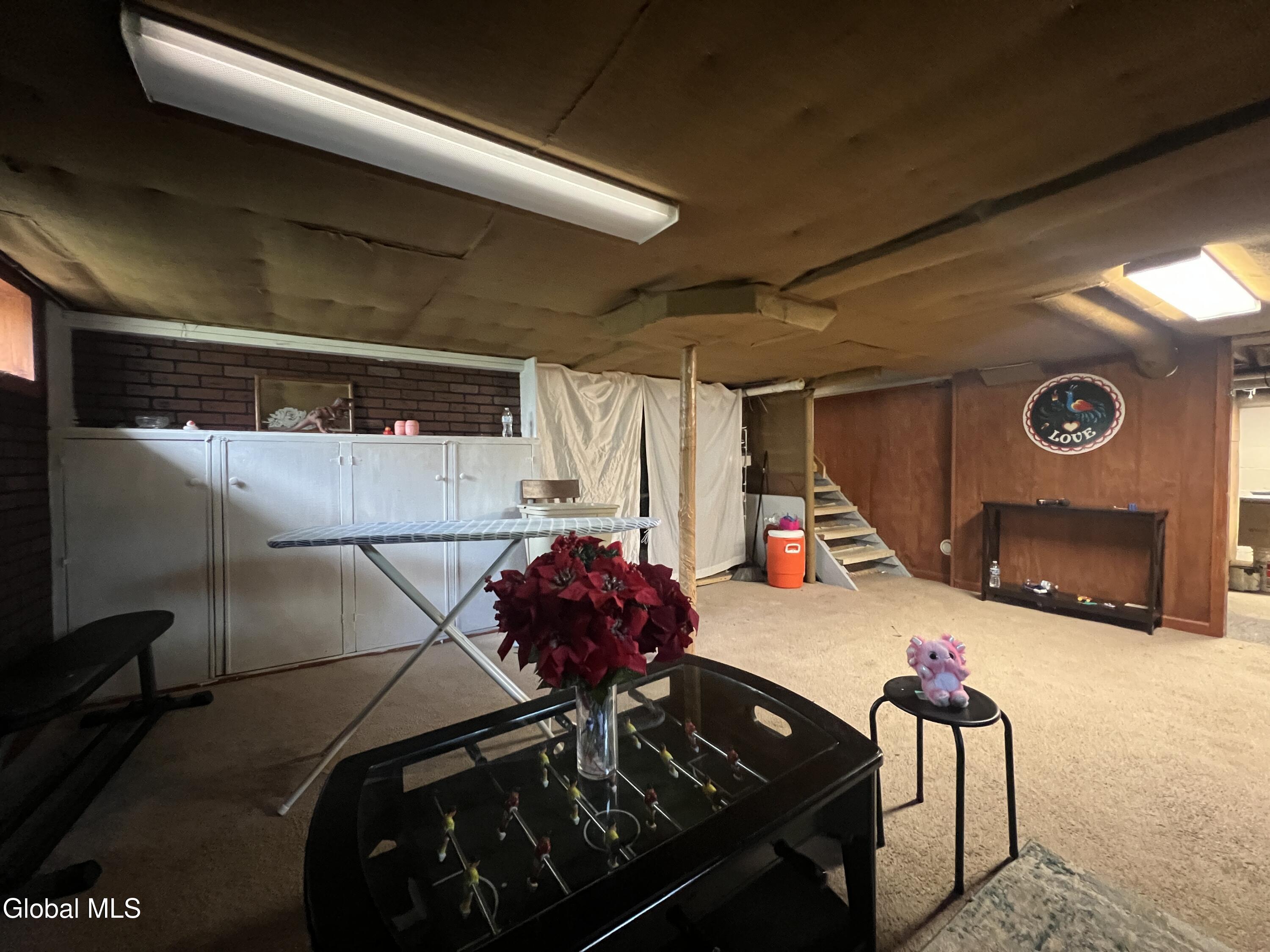 1384 Lawn Avenue Schenectady NY 12306