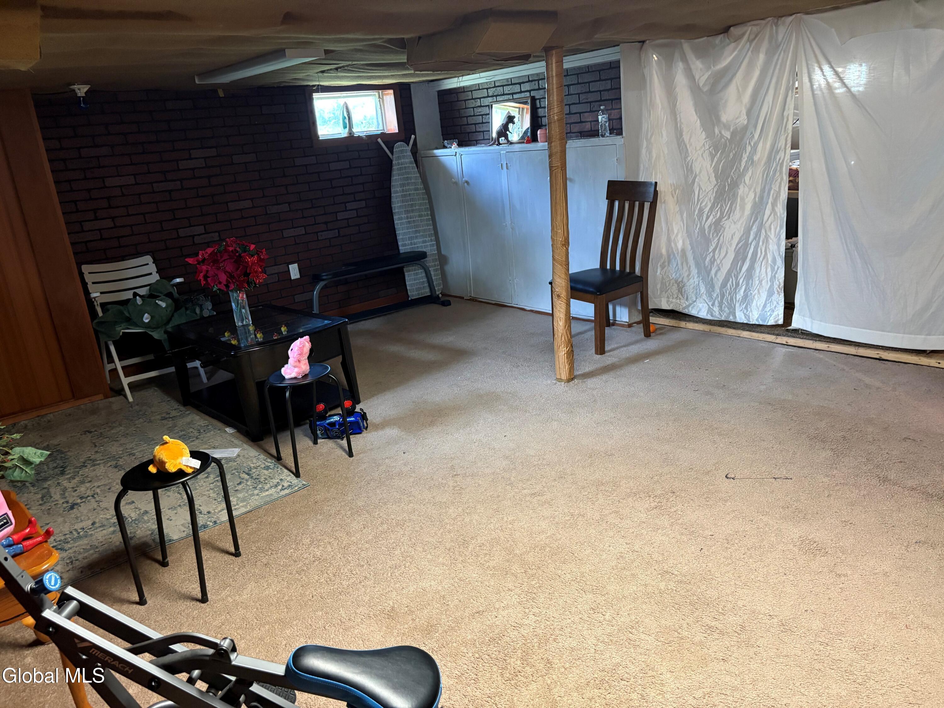 1384 Lawn Avenue Schenectady NY 12306