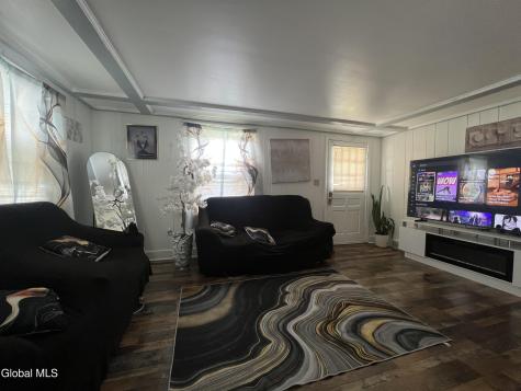 1384 Lawn Avenue Schenectady NY 12306