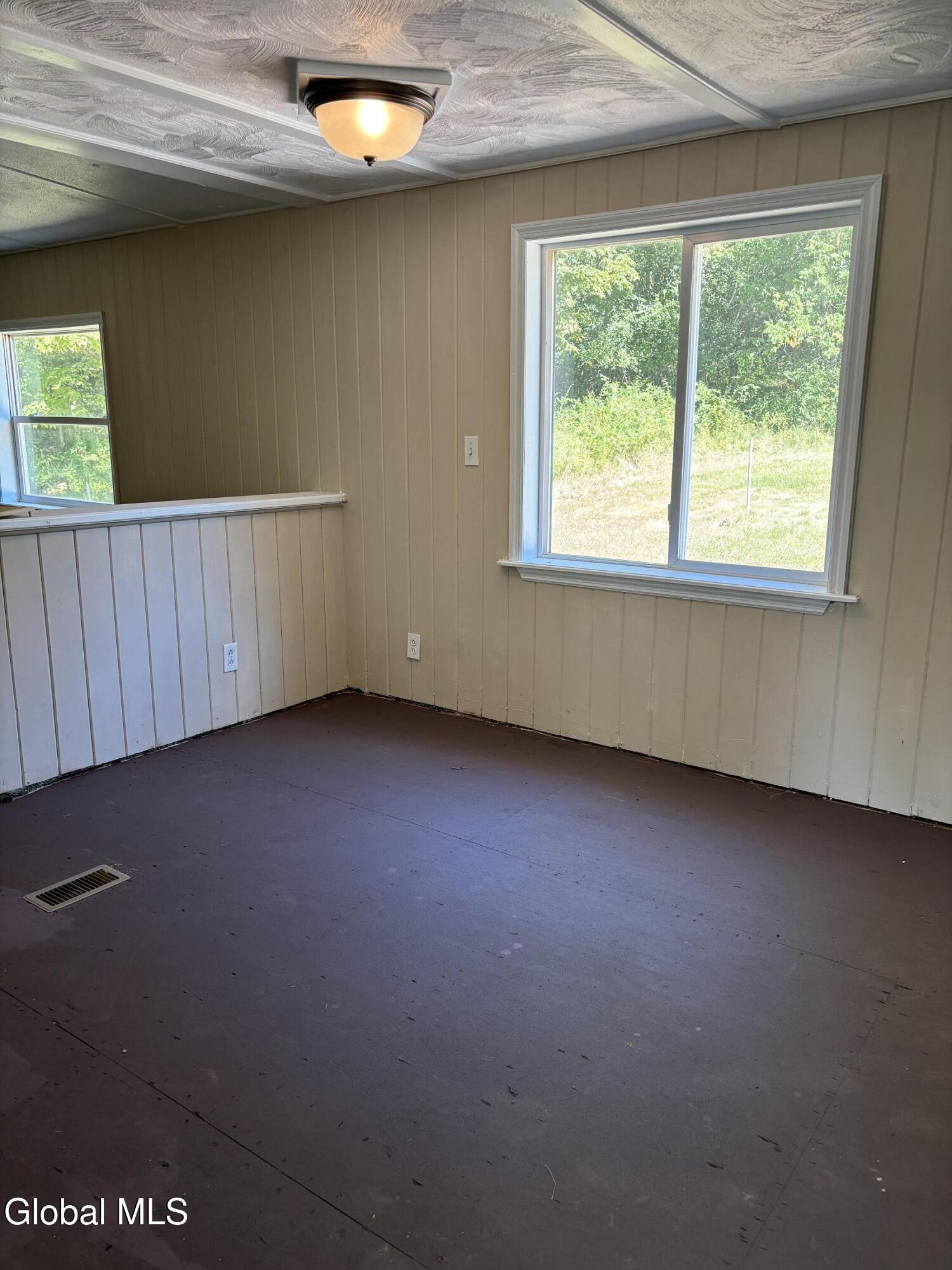 683 Knickerbocker Road Schaghticoke NY 12154