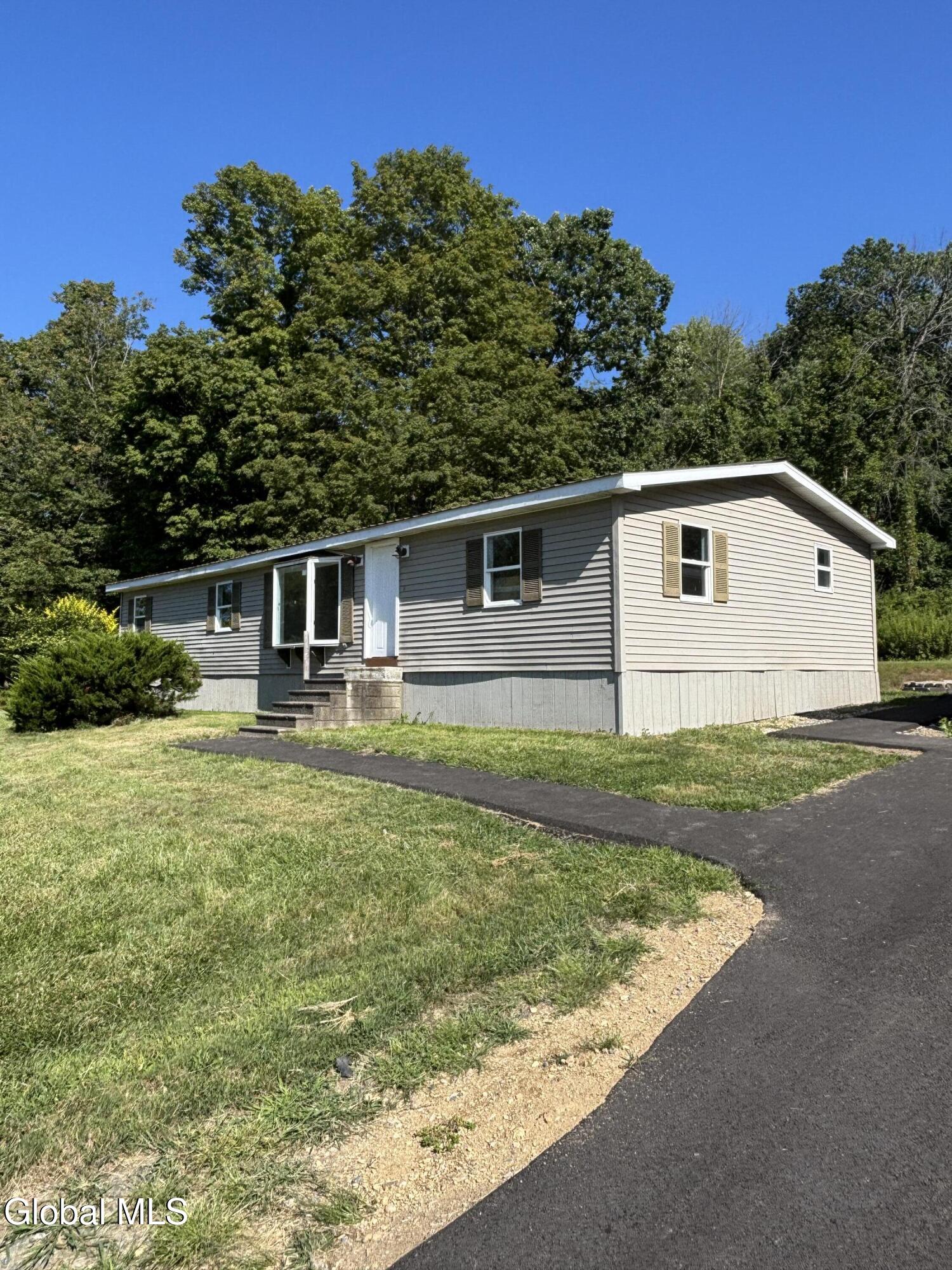 683 Knickerbocker Road Schaghticoke NY 12154