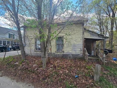 1 South Avenue Warrensburg NY 12885