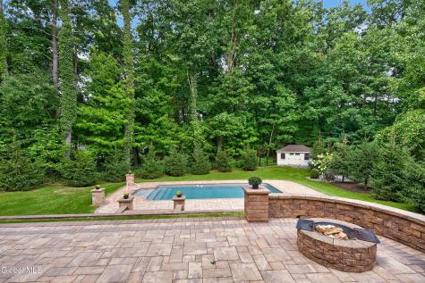 2 Lussier Drive Clifton Park NY 12065