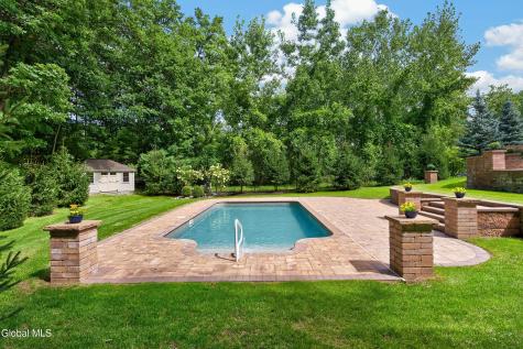 2 Lussier Drive Clifton Park NY 12065