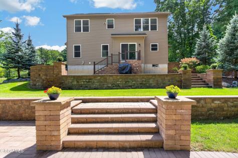 2 Lussier Drive Clifton Park NY 12065