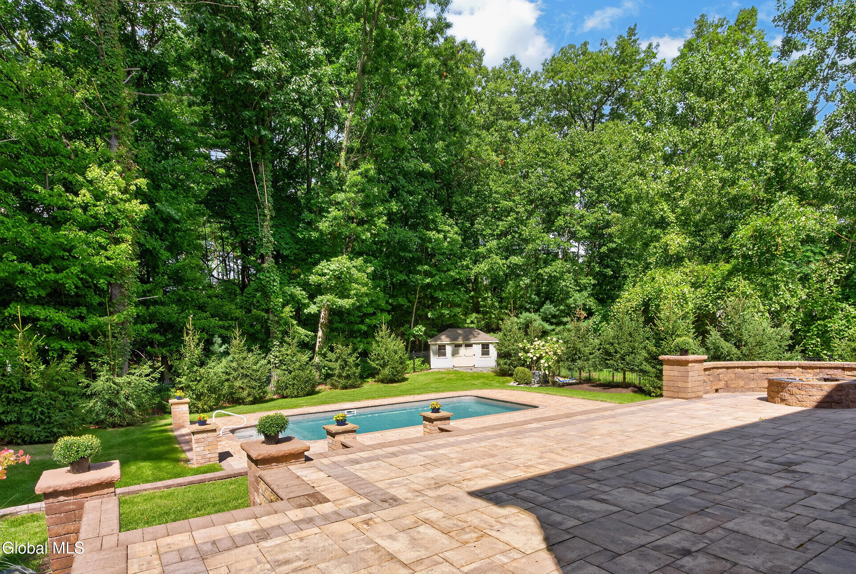 2 Lussier Drive Clifton Park NY 12065