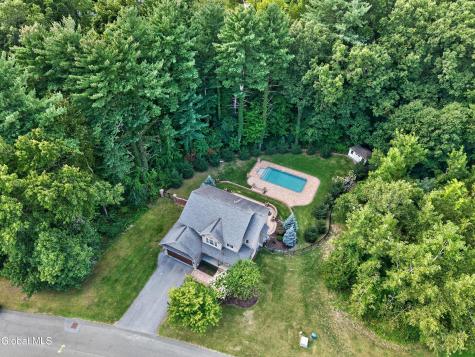 2 Lussier Drive Clifton Park NY 12065