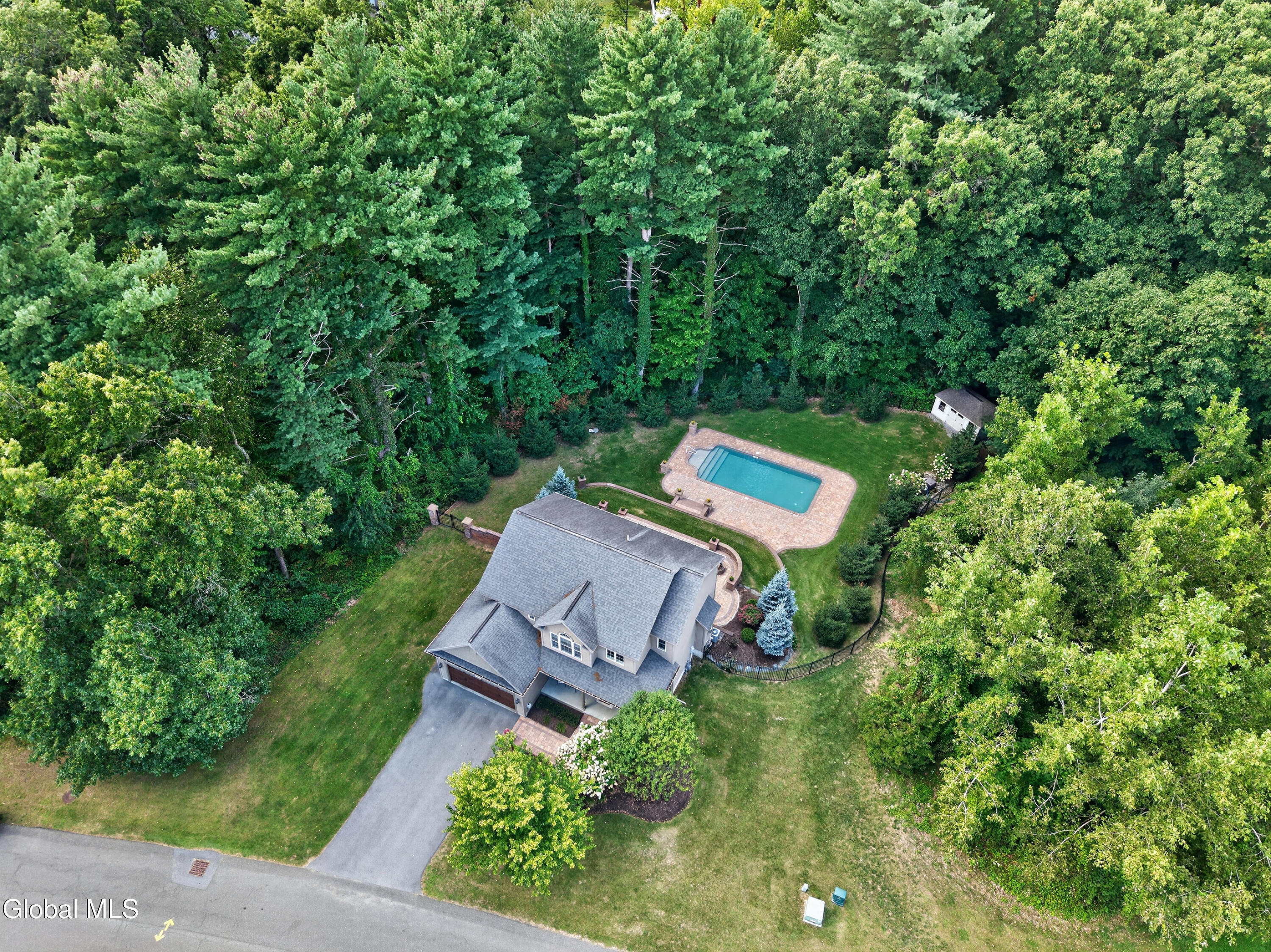 2 Lussier Drive Clifton Park NY 12065