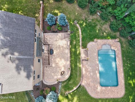 2 Lussier Drive Clifton Park NY 12065