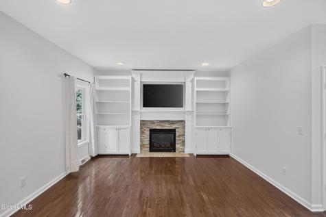 2 Lussier Drive Clifton Park NY 12065