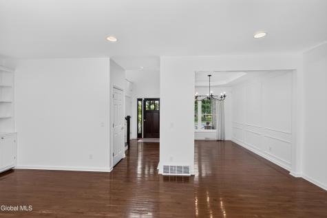 2 Lussier Drive Clifton Park NY 12065