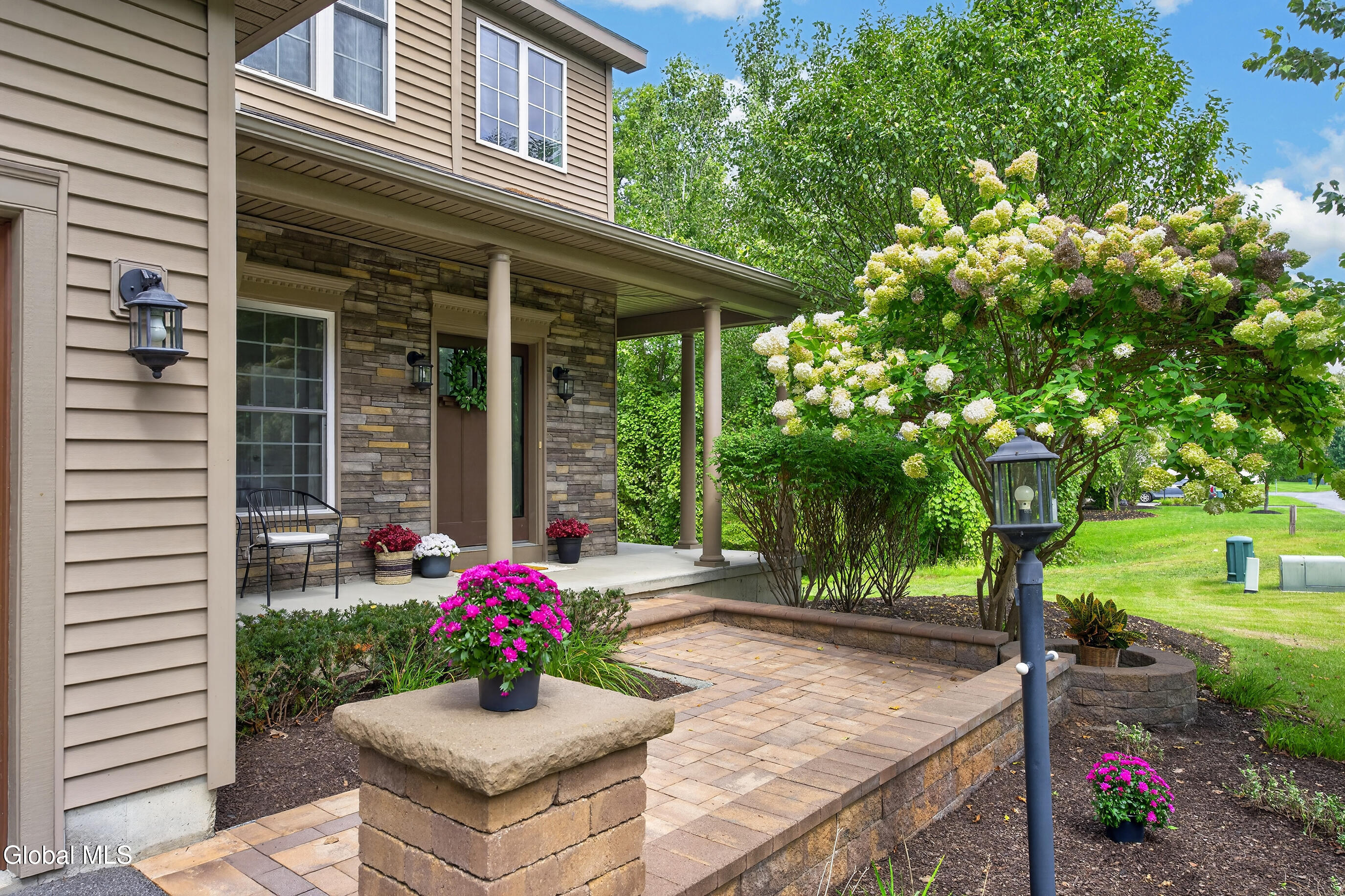 2 Lussier Drive Clifton Park NY 12065