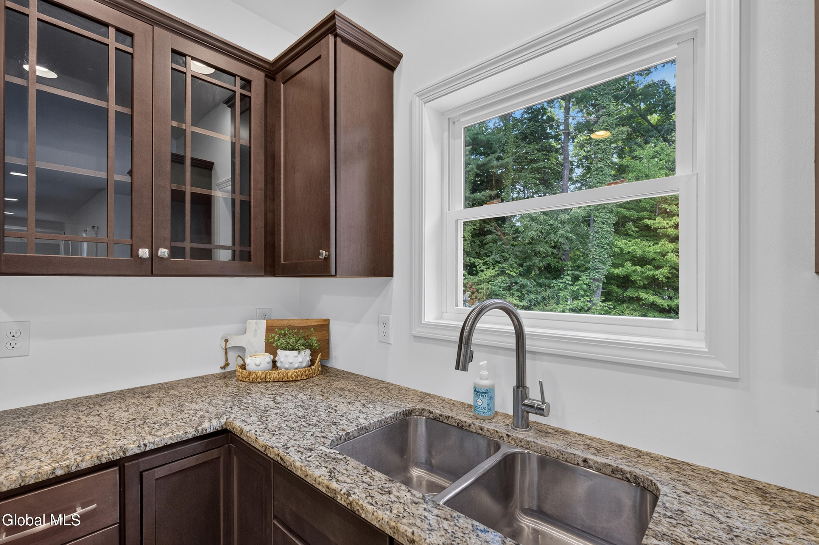 2 Lussier Drive Clifton Park NY 12065