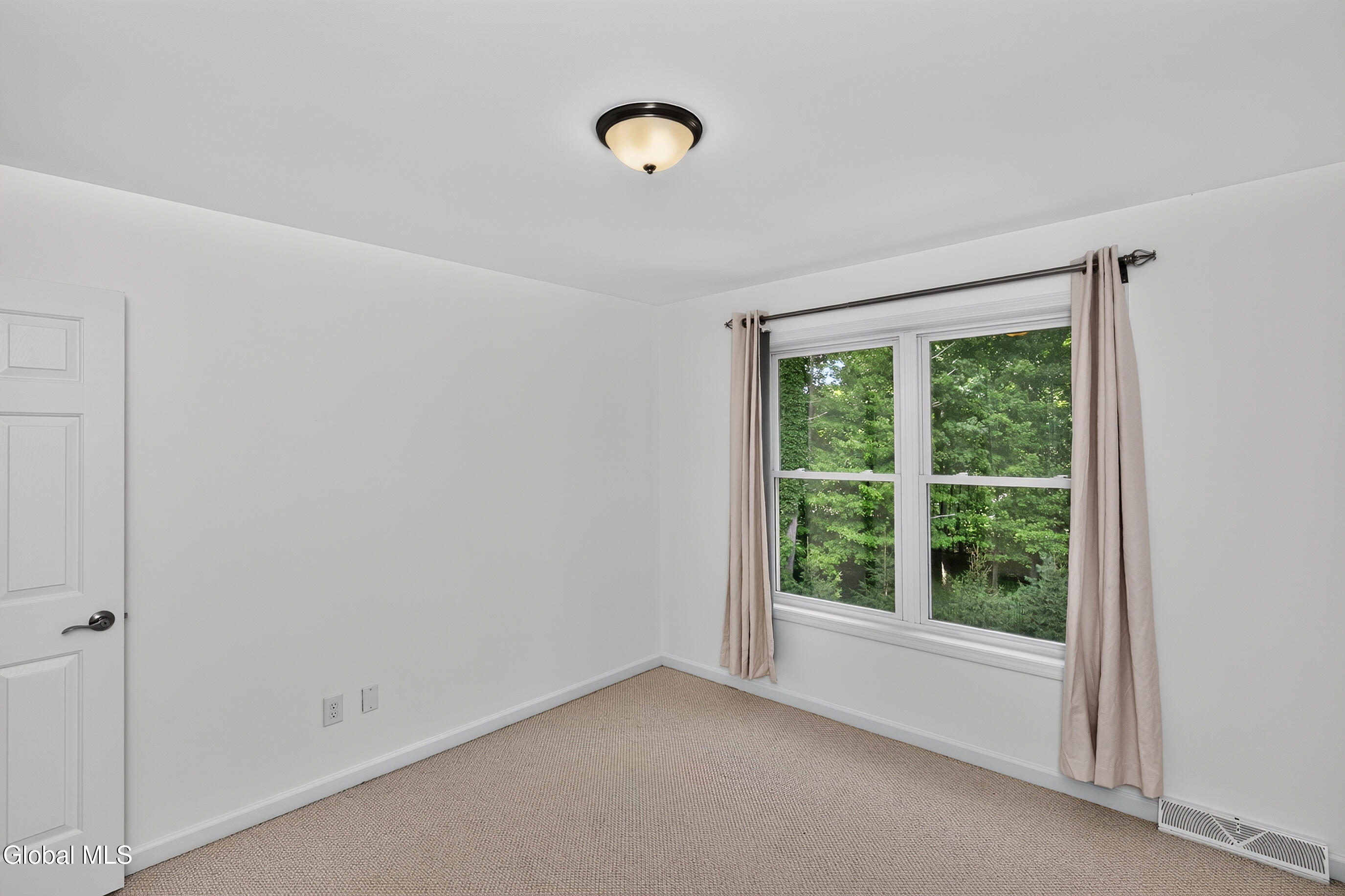 2 Lussier Drive Clifton Park NY 12065