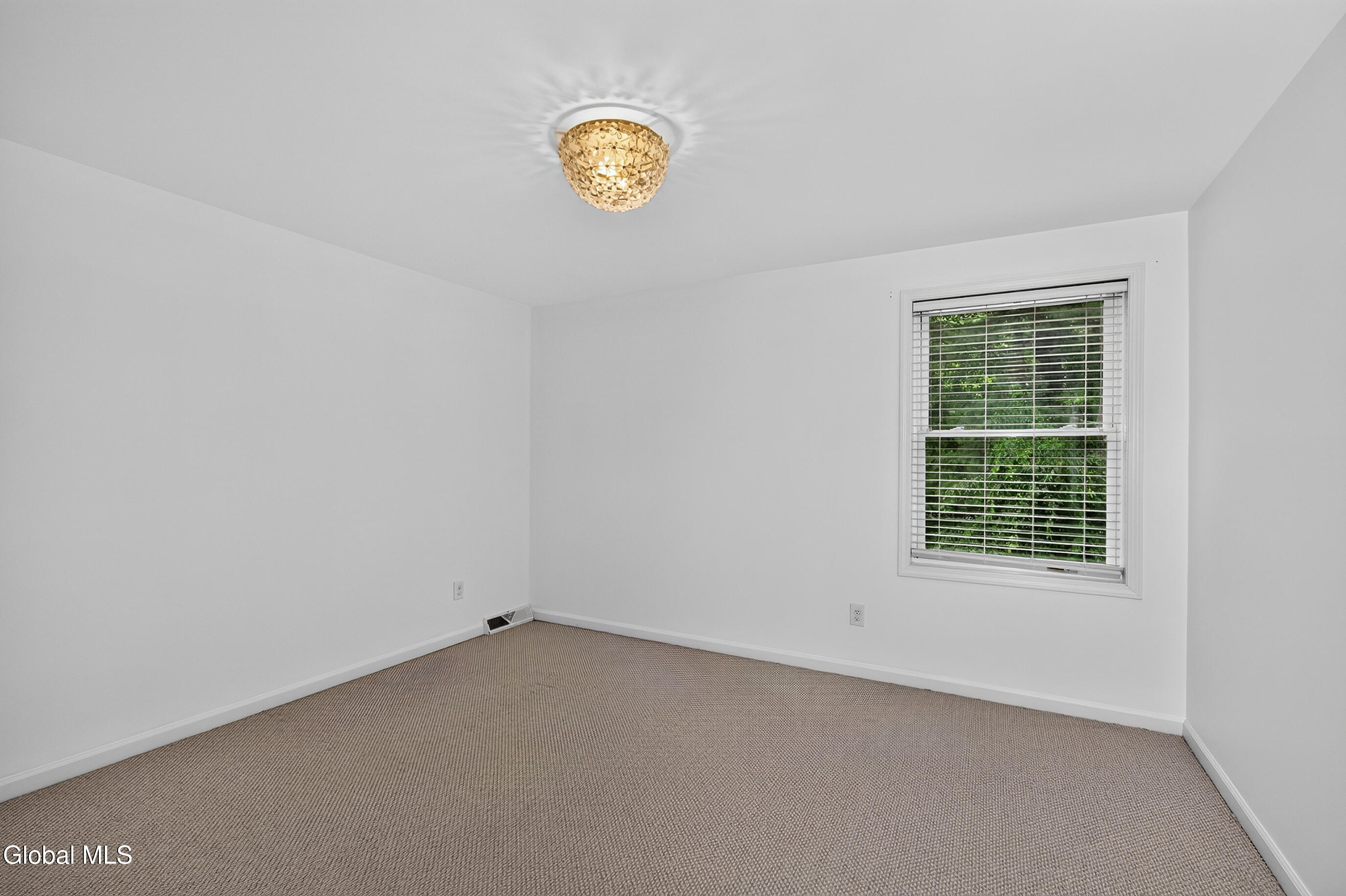2 Lussier Drive Clifton Park NY 12065