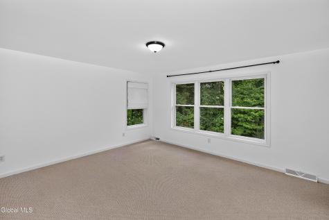 2 Lussier Drive Clifton Park NY 12065