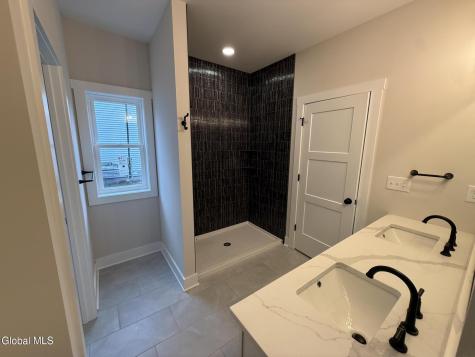 16 Quail Run Voorheesville NY 12186