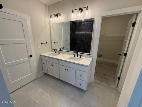 16 Quail Run Voorheesville NY 12186