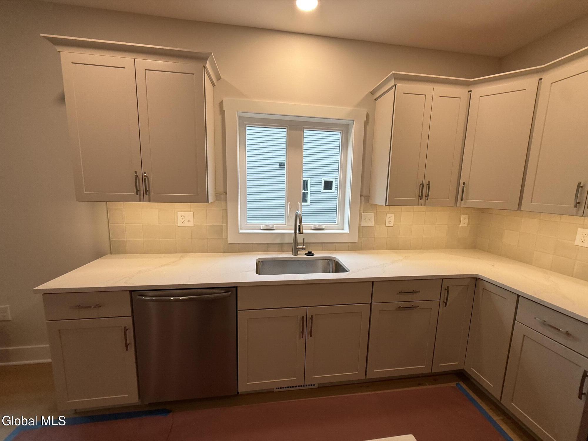 16 Quail Run Voorheesville NY 12186