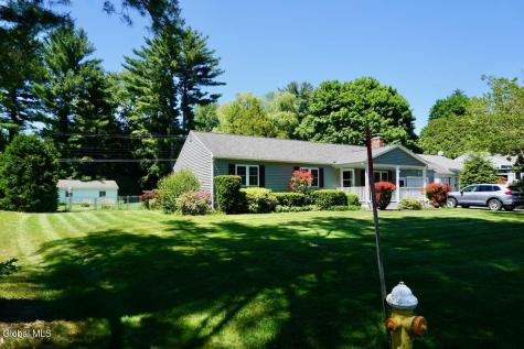12 Wheeler Drive Ballston Lake NY 12019