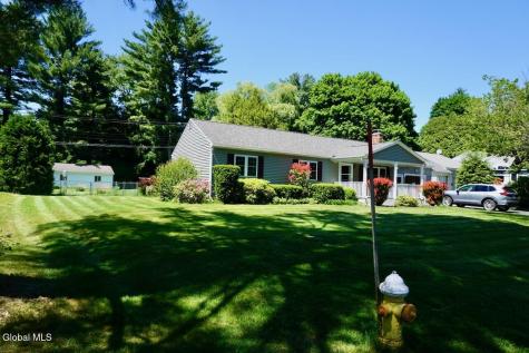 12 Wheeler Drive Ballston Lake NY 12019