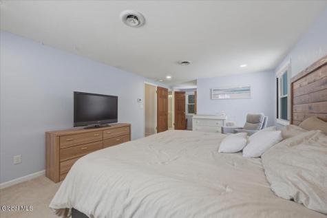 53 Brookline Drive Clifton Park NY 12065