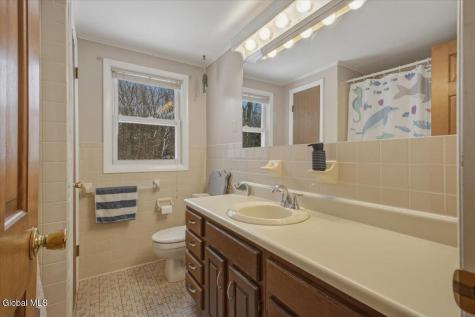 53 Brookline Drive Clifton Park NY 12065