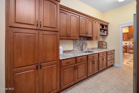 89 Knapp Road Malta NY 12020
