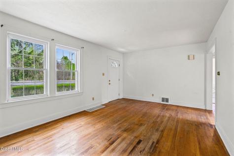 926 Saratoga Road Ballston Lake NY 12019