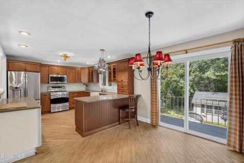 901 Londonderry Court Schenectady NY 12309