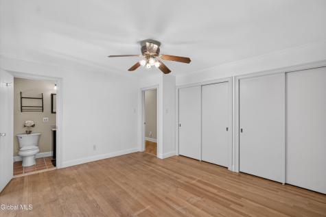 901 Londonderry Court Schenectady NY 12309