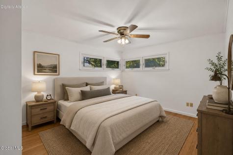 901 Londonderry Court Schenectady NY 12309