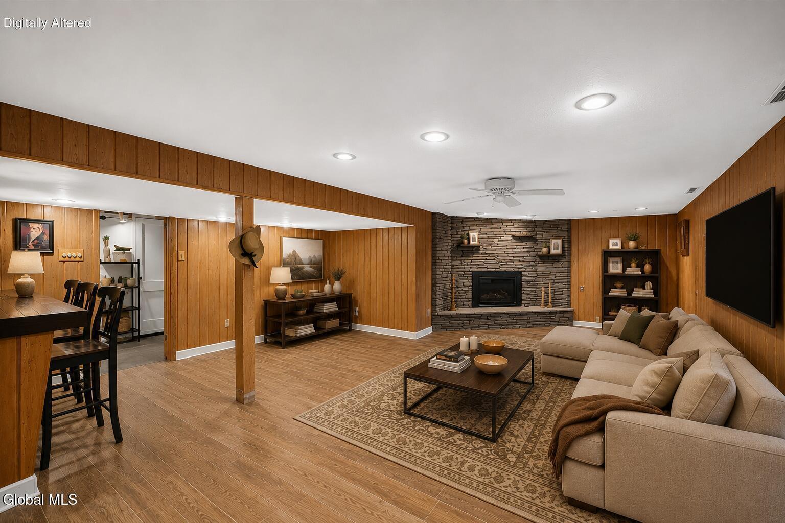 901 Londonderry Court Schenectady NY 12309