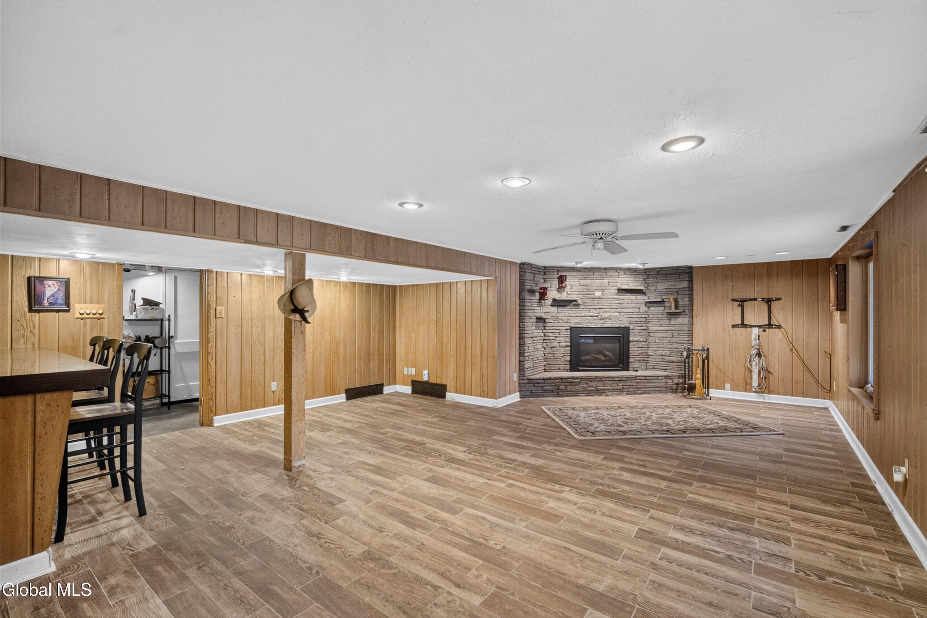 901 Londonderry Court Schenectady NY 12309