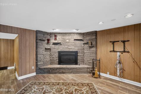 901 Londonderry Court Schenectady NY 12309