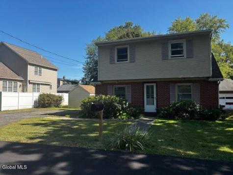 6 Pine Street Guilderland NY 12203