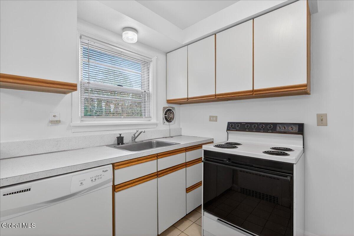 21 Hopewell Street Albany NY 12208