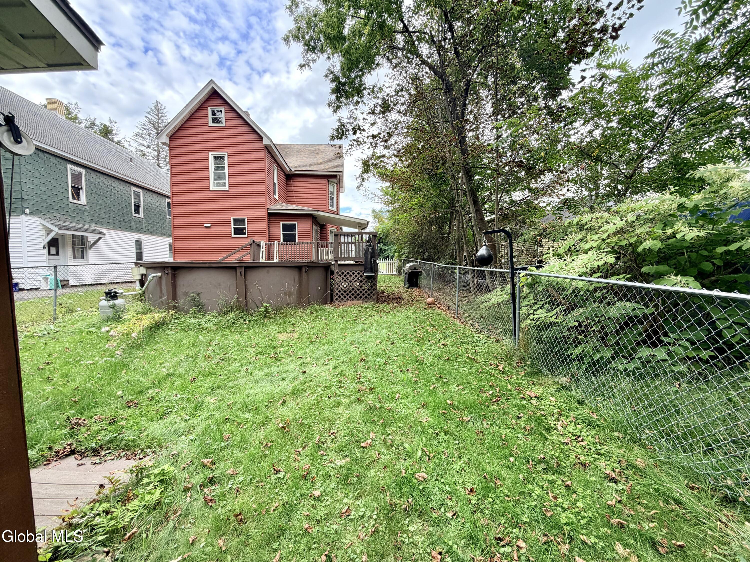 9 Finlay Street Amsterdam NY 12010