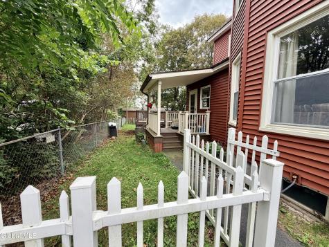 9 Finlay Street Amsterdam NY 12010