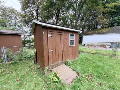 9 Finlay Street Amsterdam NY 12010