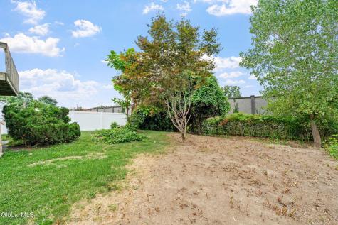 7 Hemlock Lane Albany NY 12208