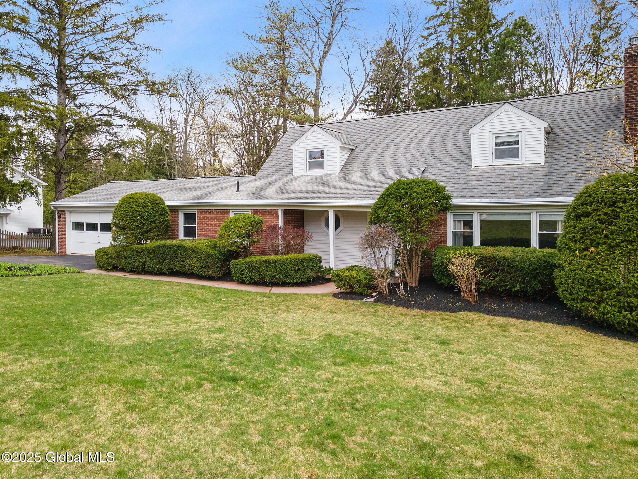 5 Old Niskayuna Road Loudonville NY 12211