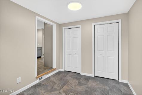 2965 Hillcrest Road Niskayuna NY 12309