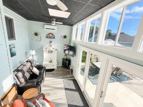 29 Almond Street Gloversville NY 12078