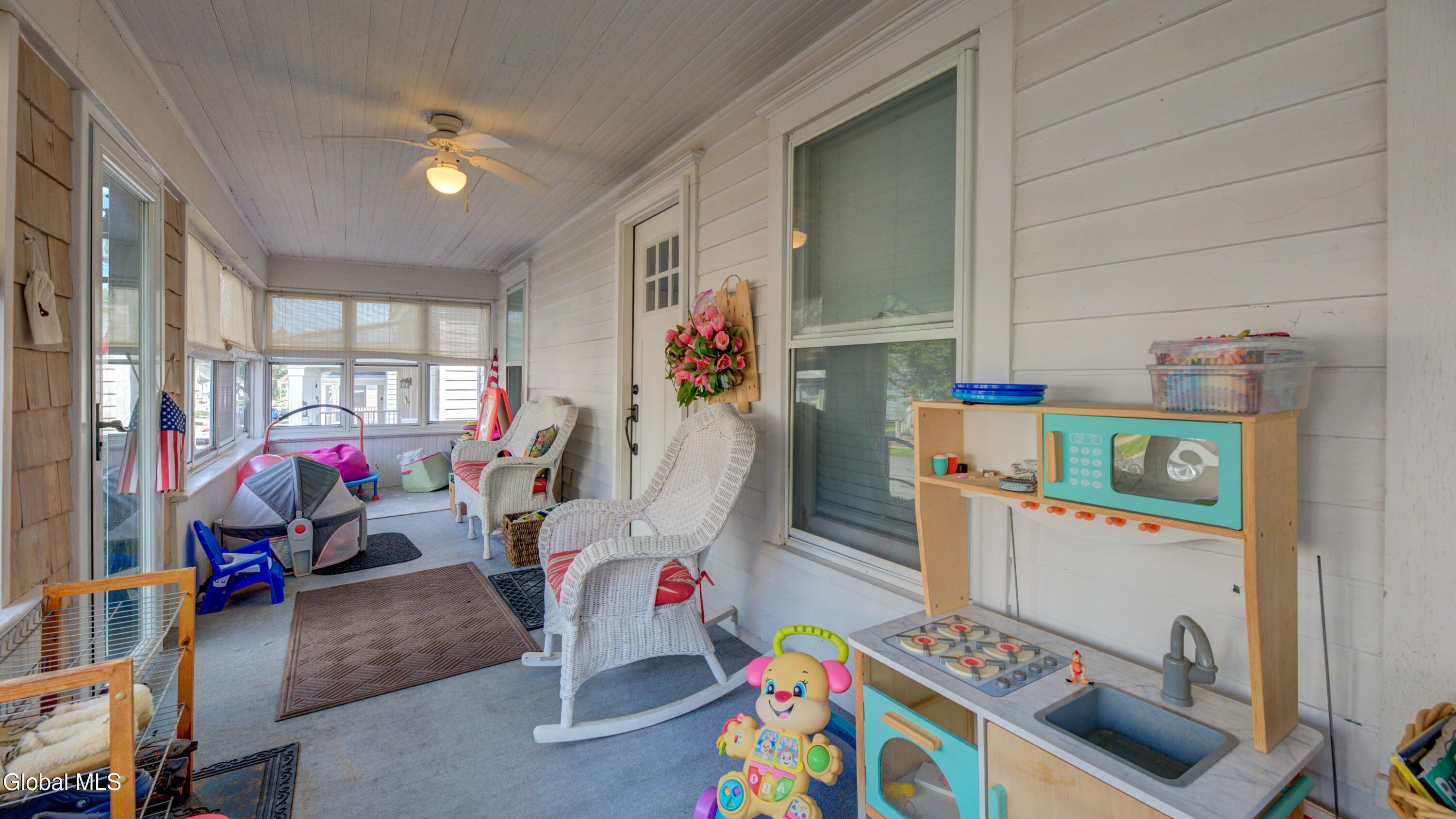 29 Almond Street Gloversville NY 12078
