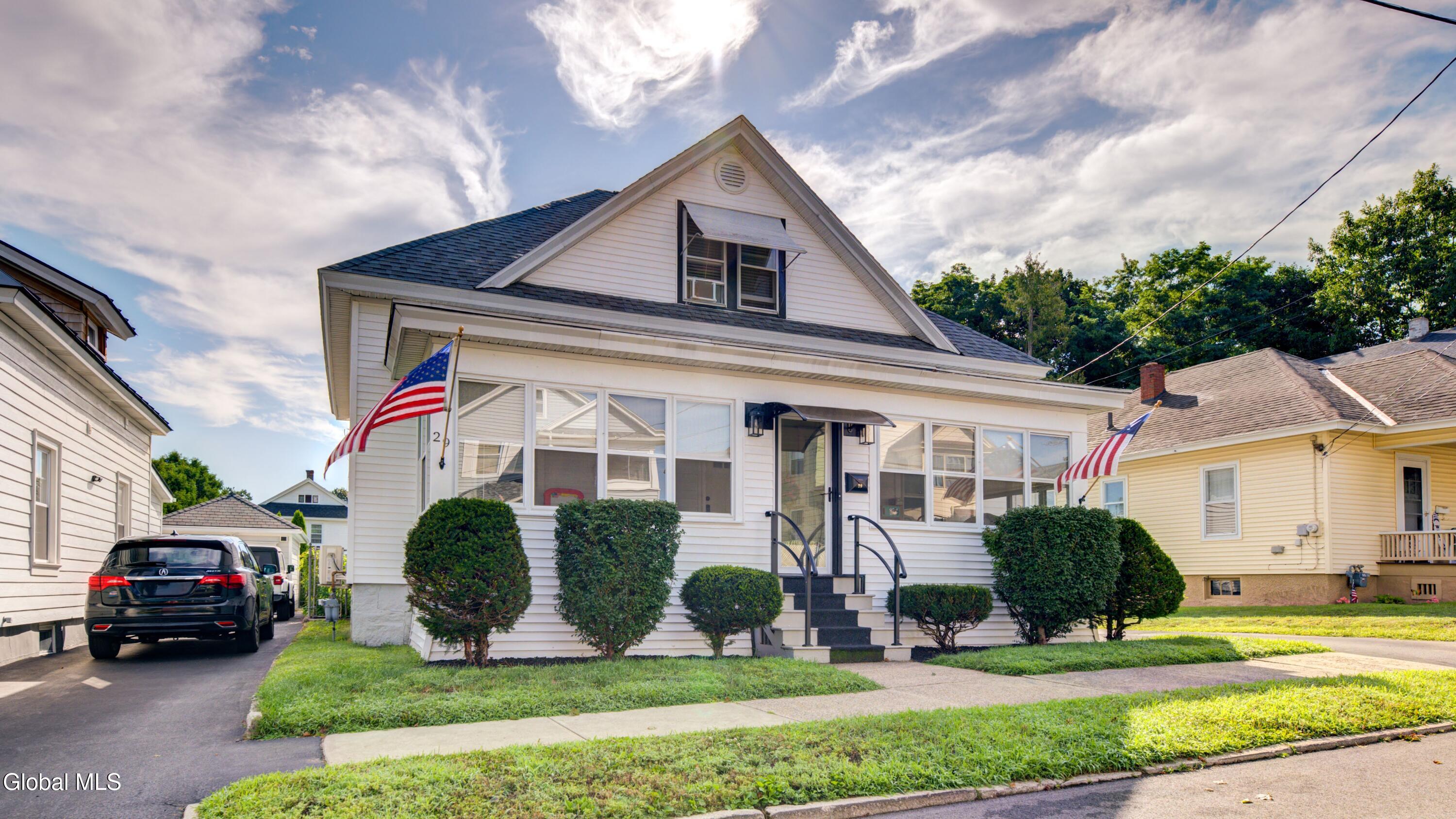 29 Almond Street Gloversville NY 12078