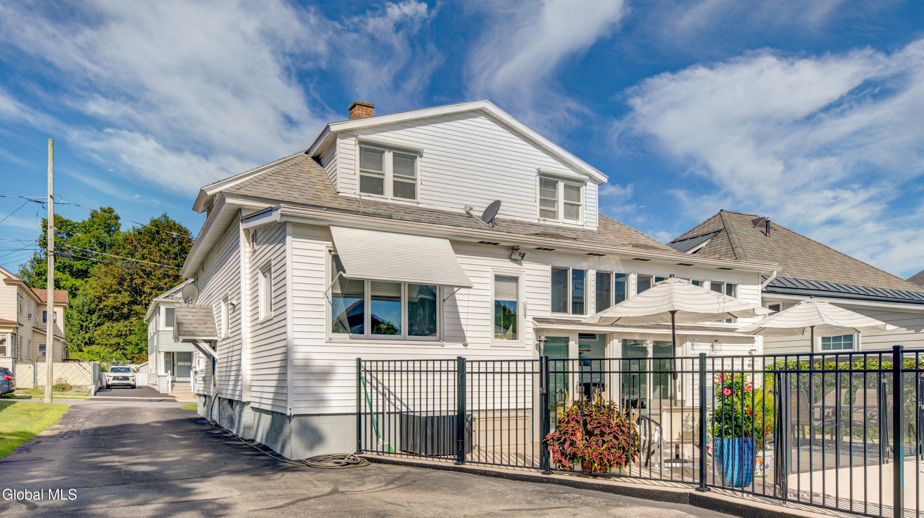 29 Almond Street Gloversville NY 12078