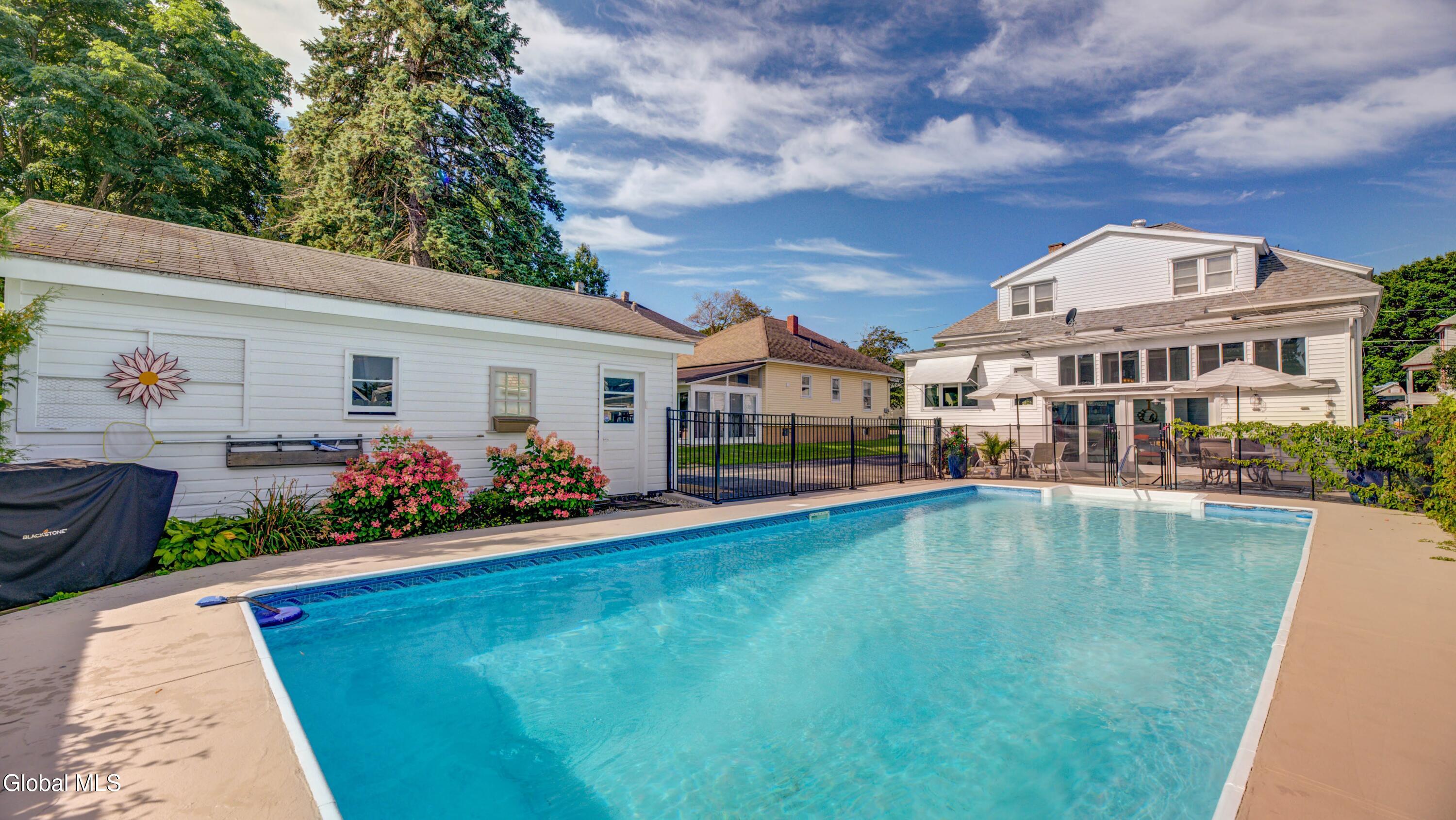 29 Almond Street Gloversville NY 12078
