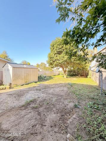 2513 Barton Avenue Schenectady NY 12306